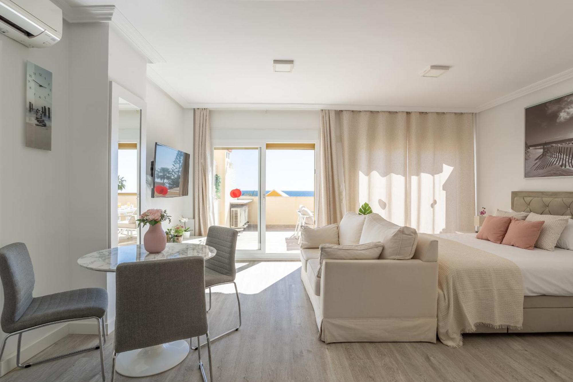 Romana Playa - Beachfront Complex Elviria * Marbella
