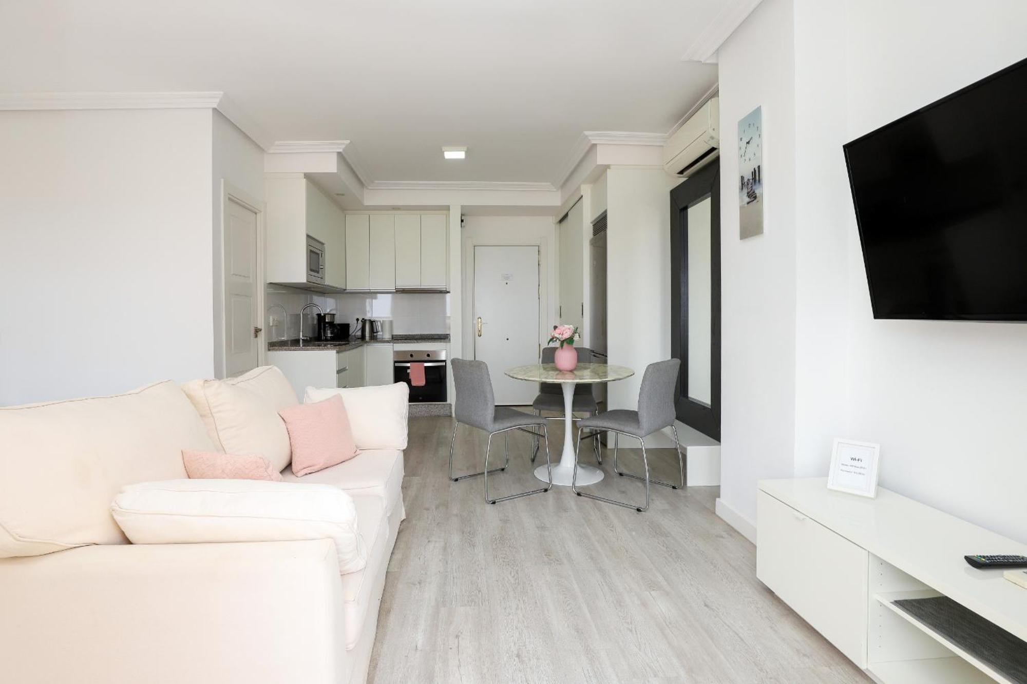 Romana Playa - Beachfront Complex Elviria * Marbella